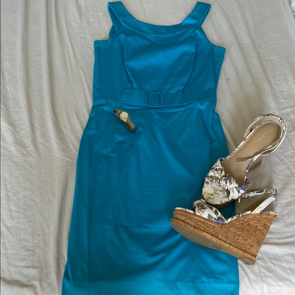 Elegant Calvin Klein Sleeveless Dress